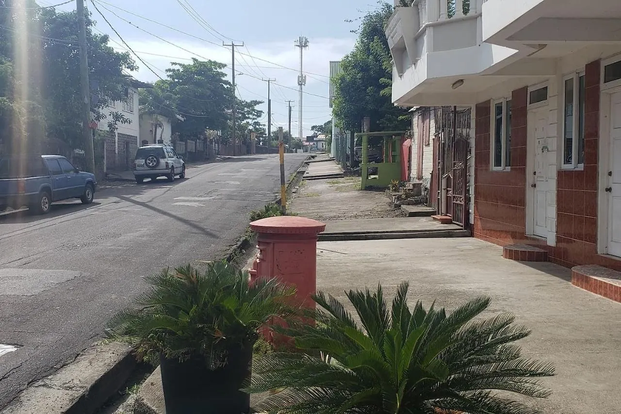 Unit 3 Private Apartment - Roseau